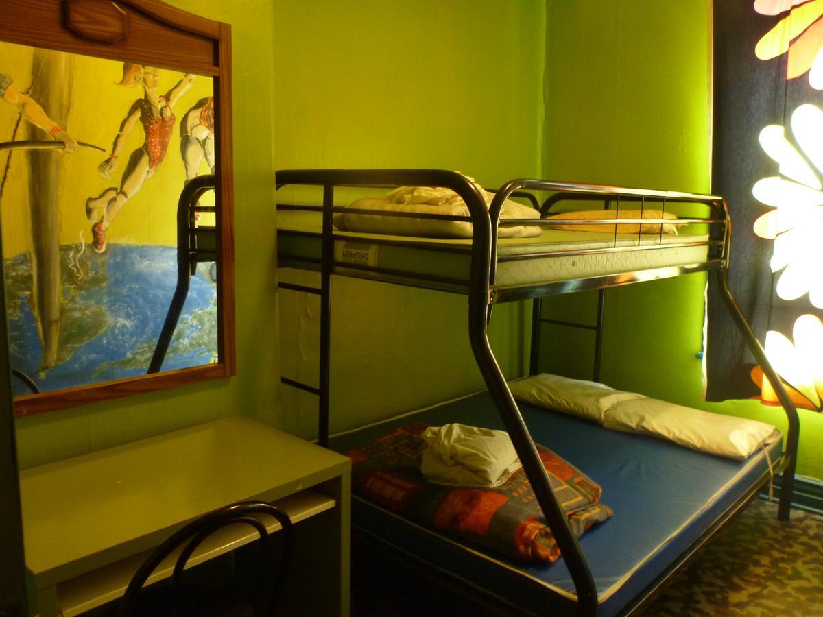 Ekono Hostel La Belle Planete Backpackers Downtown Квебек Екстер'єр фото